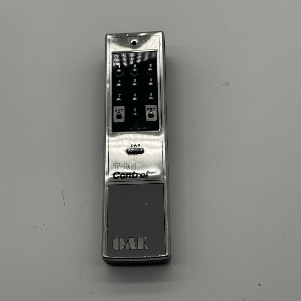 Vintage Oak Total Control Remote RCU-400 Silver-Tone Metal & Gray Plastic